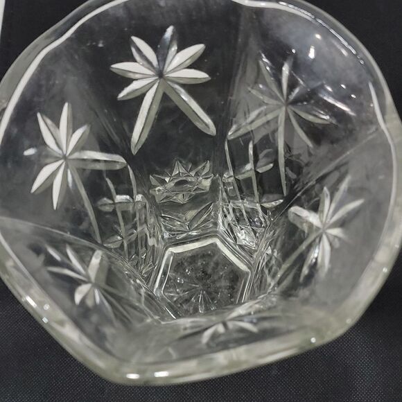 Class vase  - Picture 3 of 3
